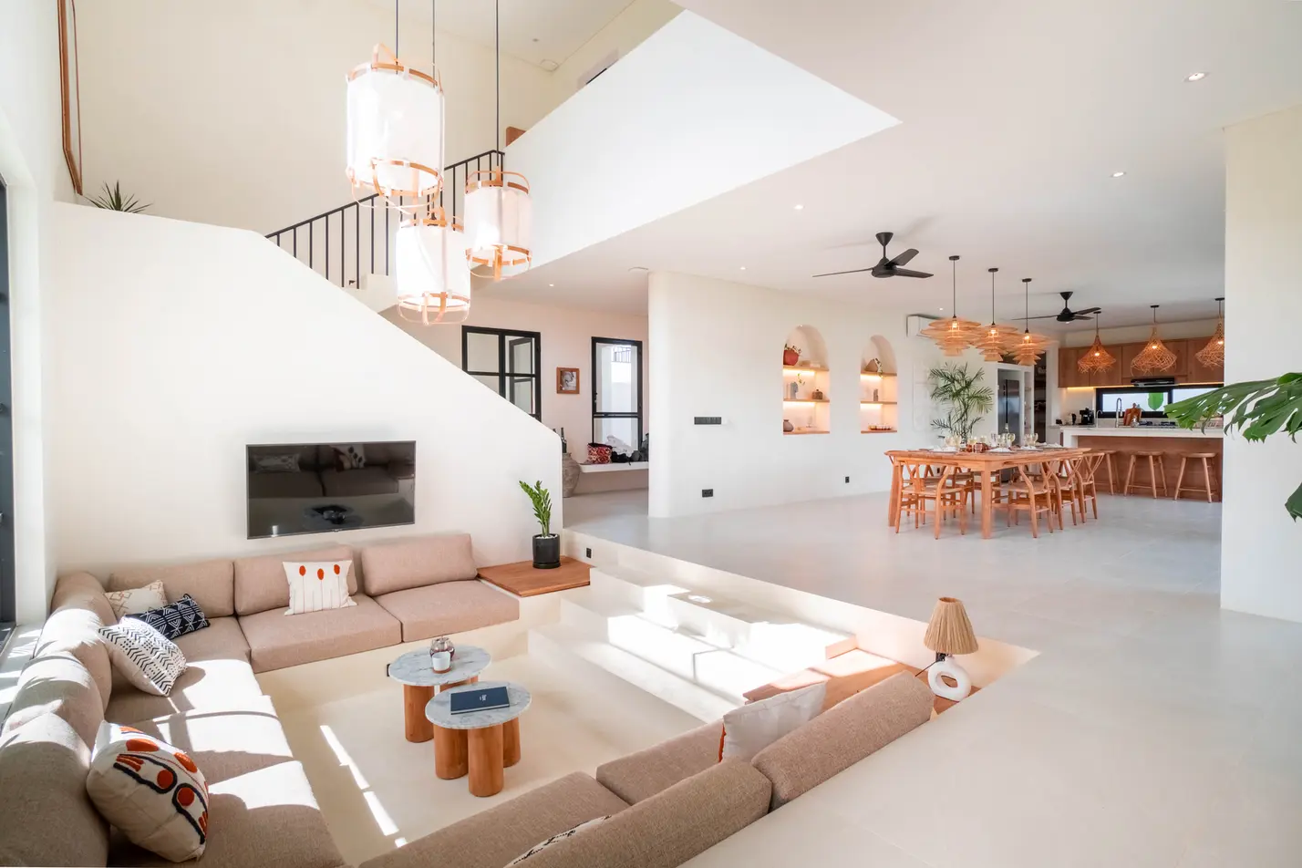 villa-sawah-seseh-bali-sunken-living-3